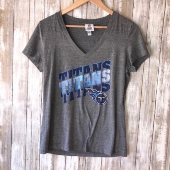 NFL Tennessee Titans Grey Logo Tee Women’s Large - Picture 2 of 7